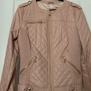 Guess,  JRs MD, moto jacket, dusty pink. Quilted, medium lightweight.